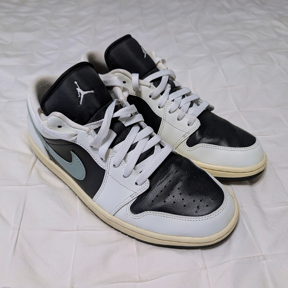 Jordan 1 Low Jade Smoke